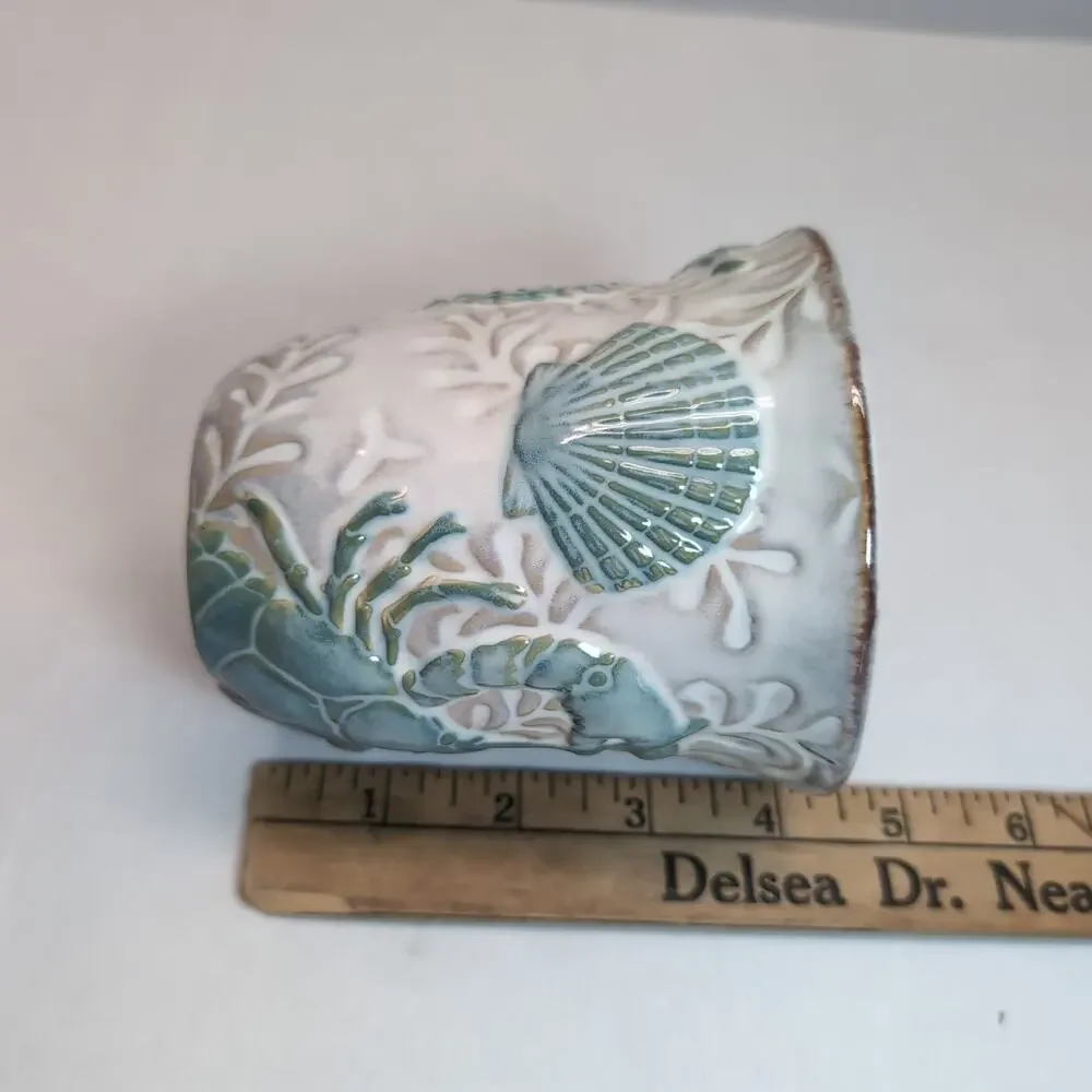 Set of 2 Cracker Barrel Mugs 3D Seahorse Seashell Starfish Lobster Beach Ocean - Picture 7 of 7